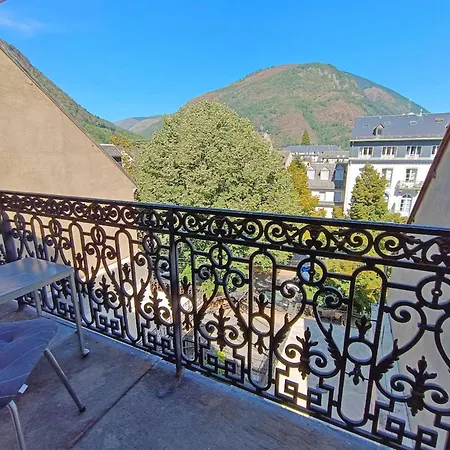 Le Pyrénéen, T2, Wifi, Luchon Centre * Bagnères-de-Luchon