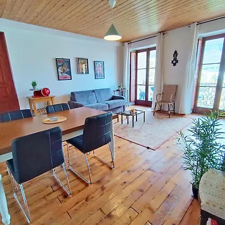 Le Pyrénéen, T2, Wifi, Luchon Centre Apartamento *