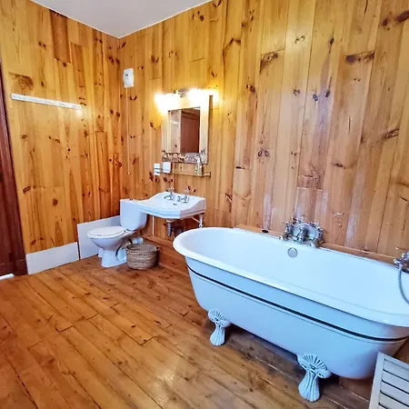 Le Pyreneen, T2, Wifi, Luchon Centre Apartment Bagnères-de-Luchon