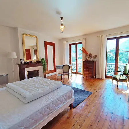 Le Pyreneen, T2, Wifi, Luchon Centre Apartment Bagnères-de-Luchon