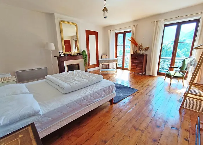 Le Pyreneen, T2, Wifi, Luchon Centre Bagneres-de-Luchon